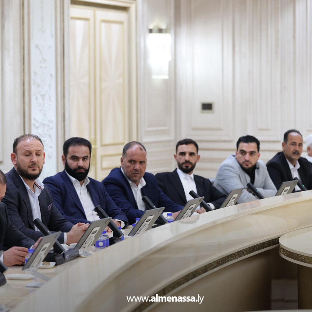 Extra 60.jpg5 60 الدبيبة يبحث مع المجلس البلدي زليتن استكمال المشاريع الخدمية وتطوير المرافق الحيوية في المدينة