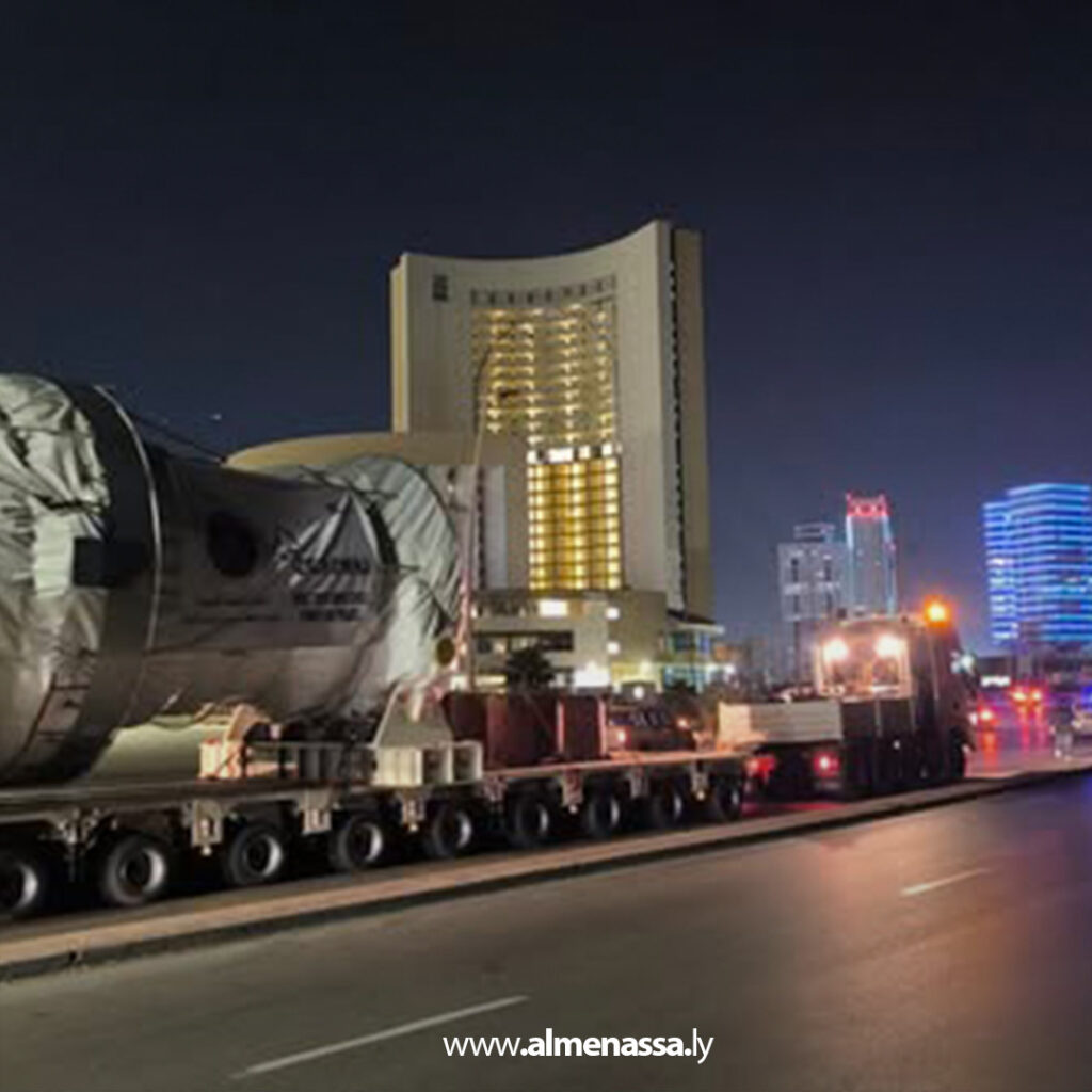 Extra1 102 انطلاق عملية نقل الوحدة الأولى لمحطة جنوب طرابلس الغازية