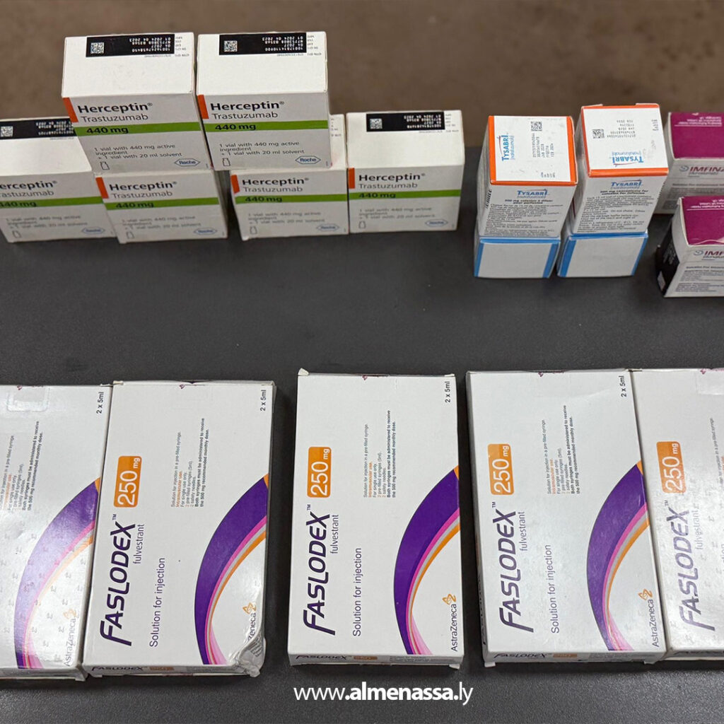 Extra1 89 البحث الجنائي بنغازي يستعيد شحنة أدوية مسروقة لمرضى السرطان والأعصاب بقيمة 950 ألف