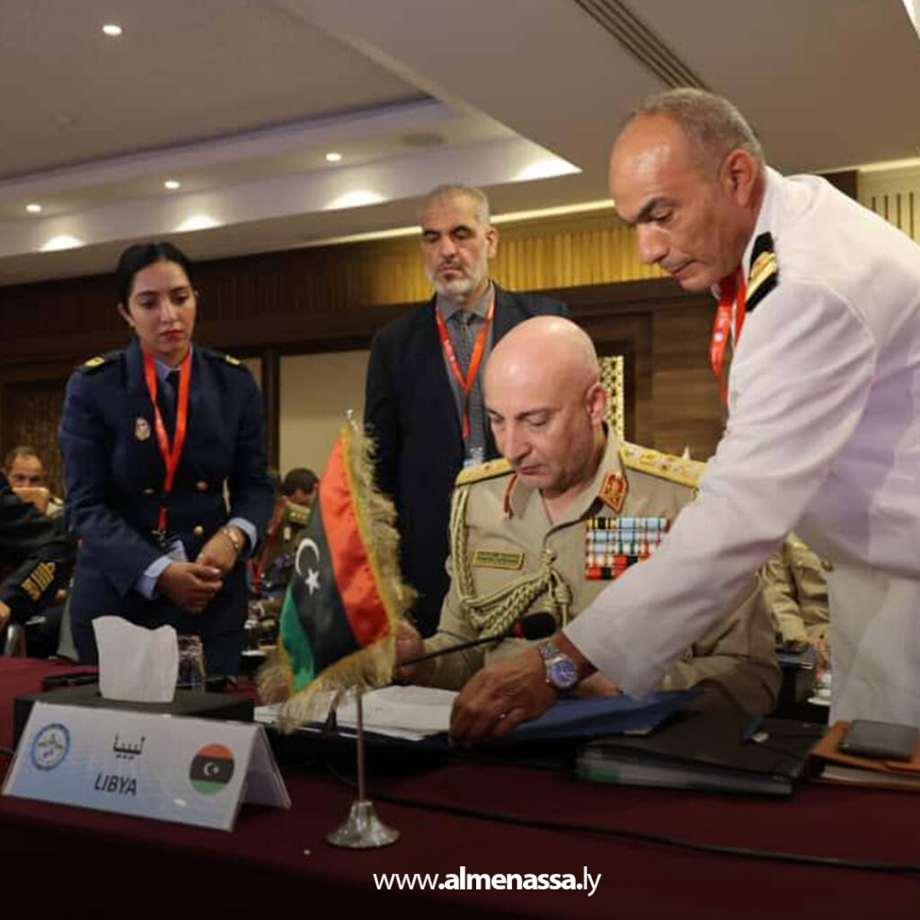 Extra11 1 الحداد يشارك في أعمال الاجتماع السابع عشر لرؤساء أركان جيوش دول مبادرة (5+5) دفاع بتونس