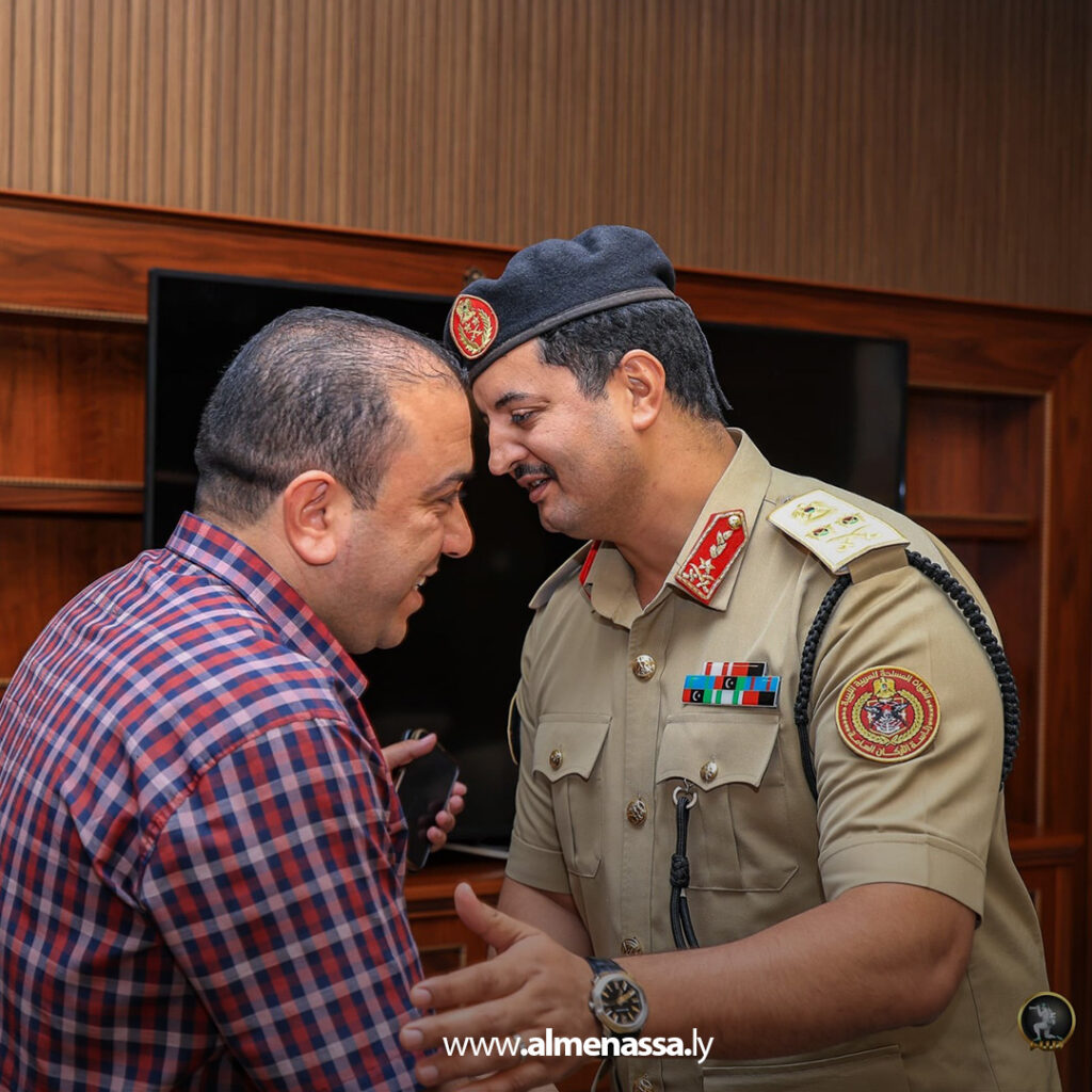 Extra11 114 رئيس الأركان العامة يلتقي قيادات مصراتة لتشكيل قوة مشتركة وتوحيد الجهود الوطنية