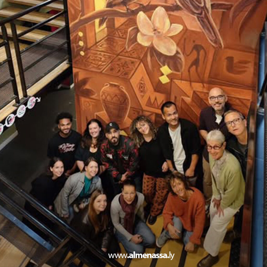 Extra11 117 فنان ليبي يجسد جمال الصحراء على جدران فرنسا.. محمد شندول يروي قصة ليبيا بأسلوب معاصر