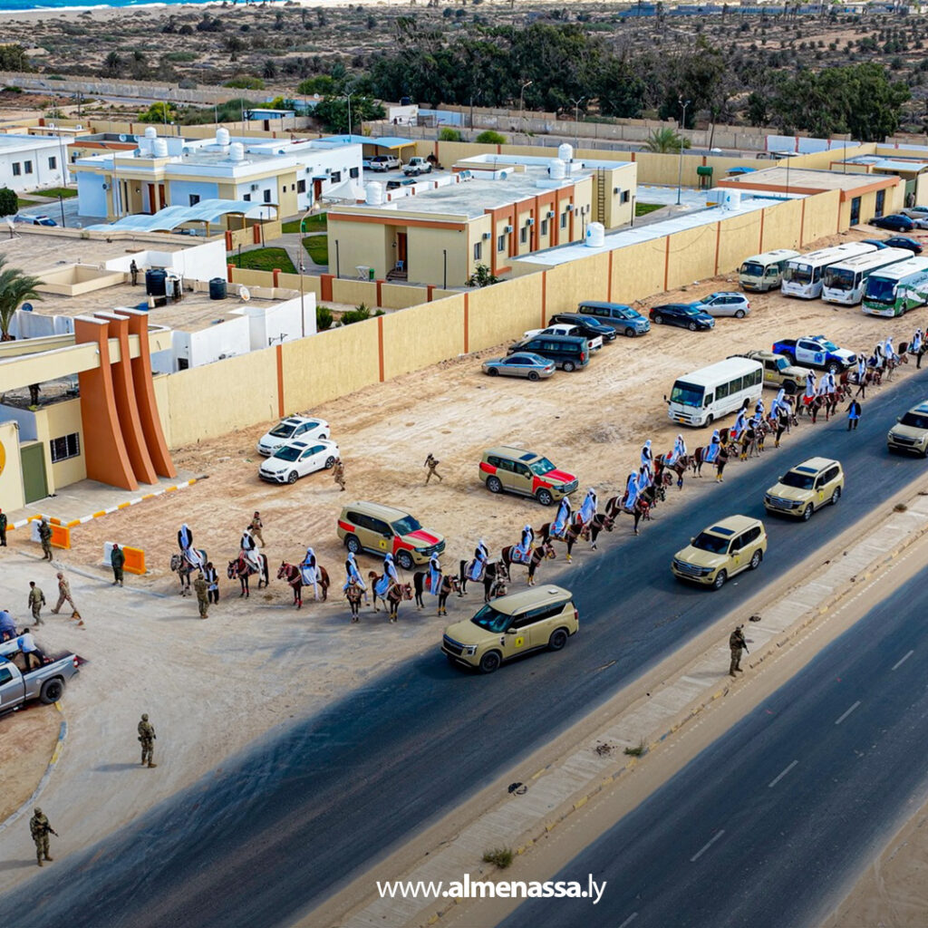 Extra11 58 نائب القائد العام يزور سرت ويؤكد طيّ صفحة الإرهاب وانطلاق مرحلة البناء والإعمار