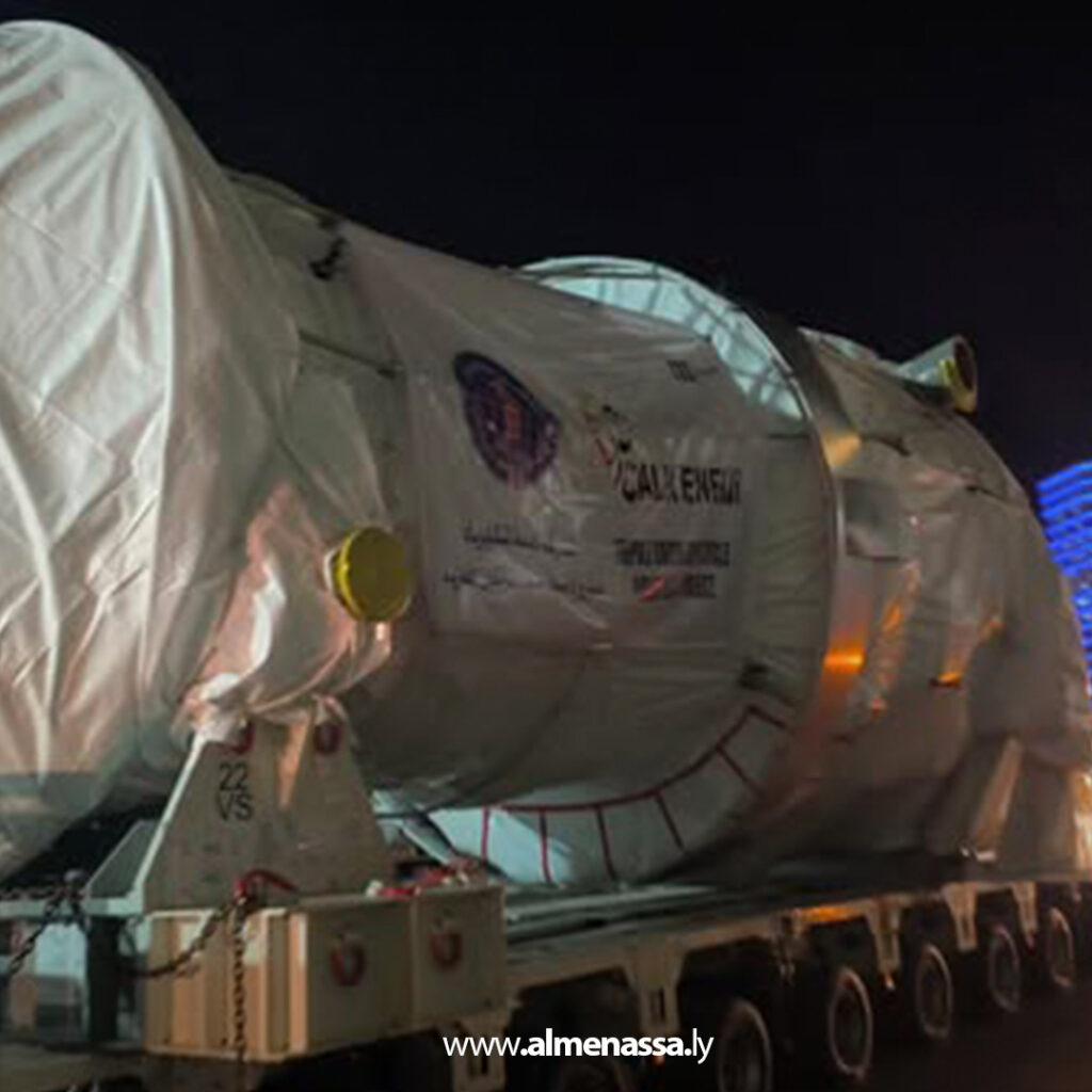 Extra11 83 انطلاق عملية نقل الوحدة الأولى لمحطة جنوب طرابلس الغازية