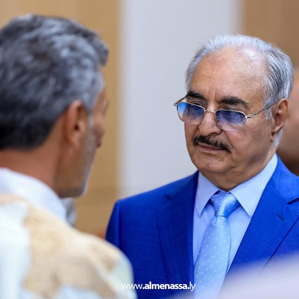 Extra111 37 القائد العام يلتقي مشايخ وأعيان فزان لبحث سُبل المصالحة الوطنية ورسم خارطة طريق للأزمة الليبية