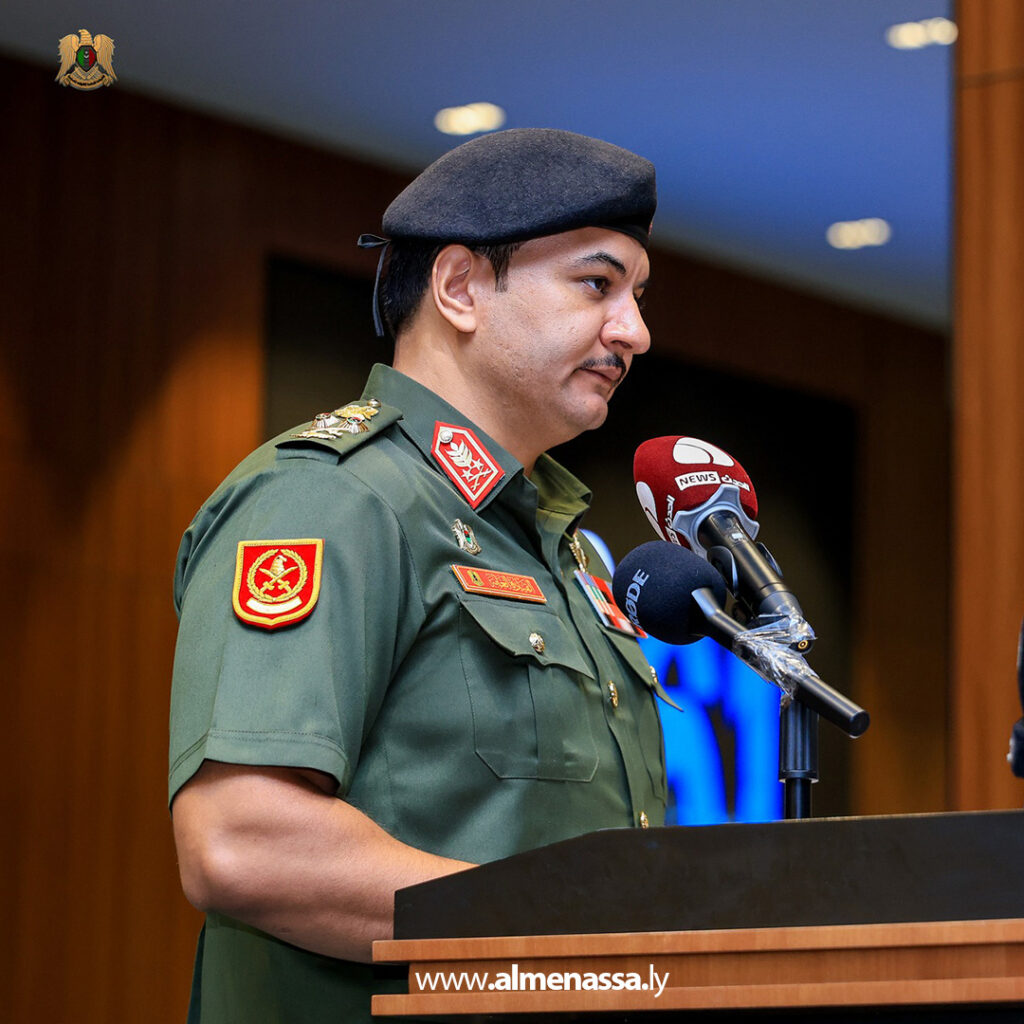 Extra1111 10 نائب القائد العام يشارك في احتفال سبها بالذكرى 61 لتأسيس الشرطة الليبية ويؤكد دعم القوات المسلحة لتطويرها