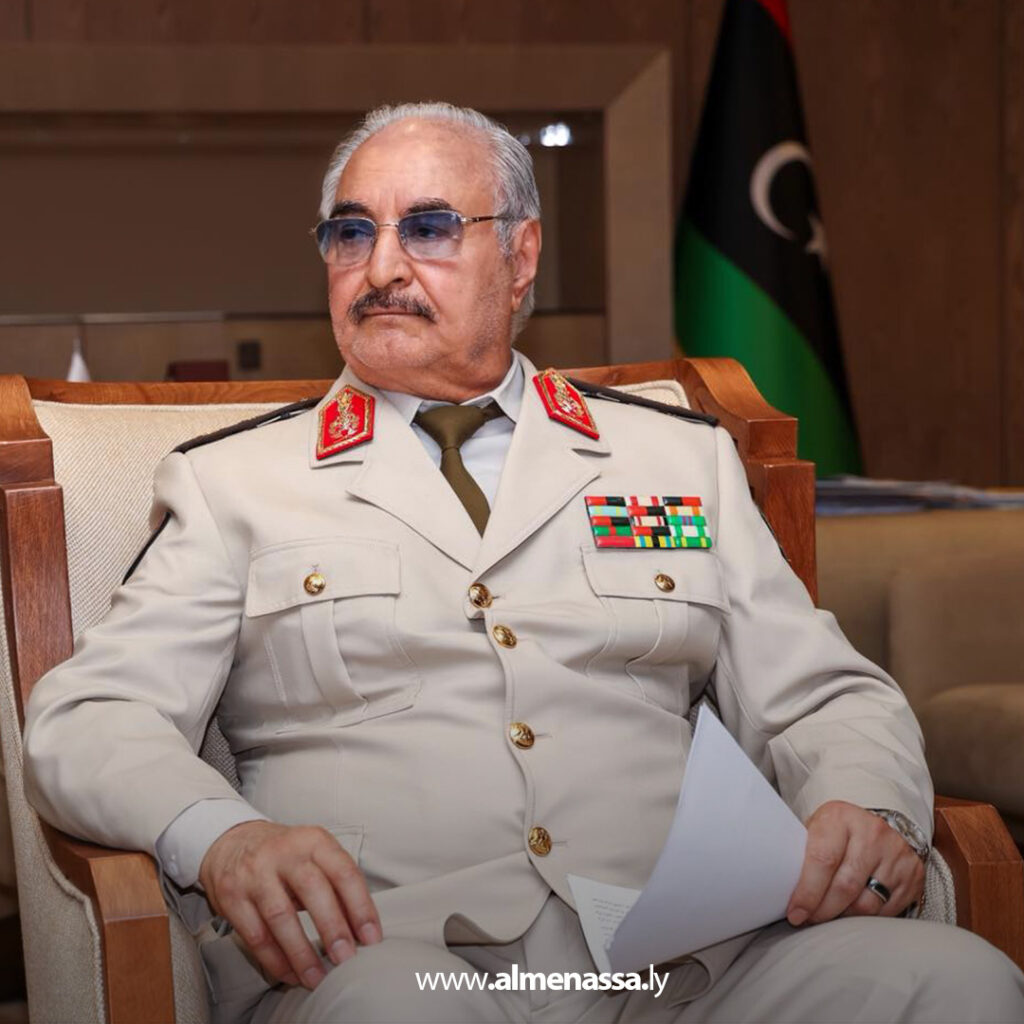 Extra1111 18 القائد العام للقوات المسلحة يستقبل السفير البريطاني لدى ليبيا لمناقشة العملية السياسية