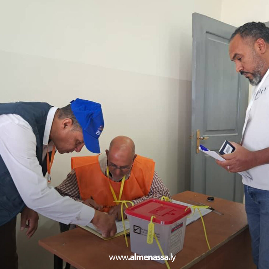 Extra1111 22 الاقتراع مستمر في 16 بلدية بمشاركة أكثر من 96 ألف ناخب ضمن انتخابات المجالس البلدية