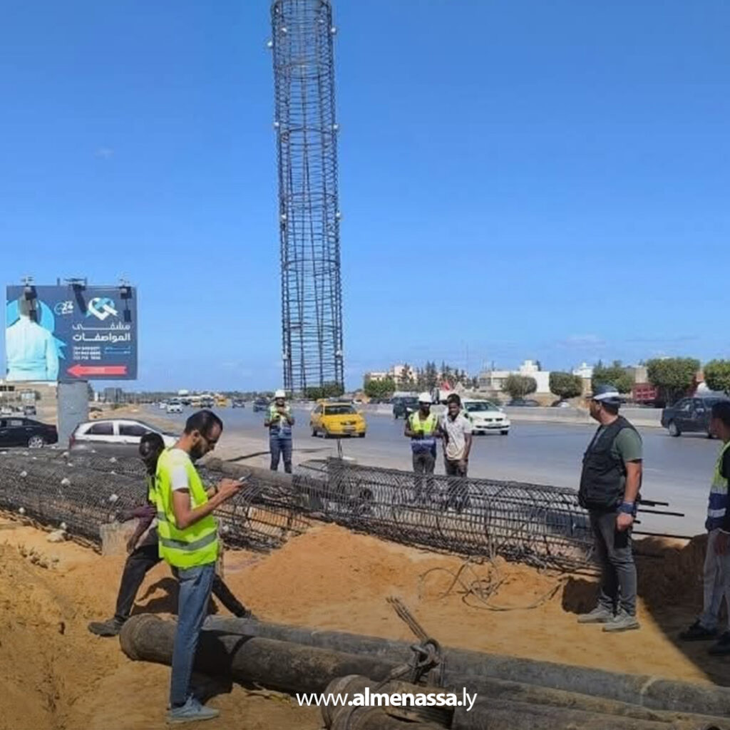 Extra1111 4 بدء تنفيذ جسر مشاة ولي العهد بطريق المطار