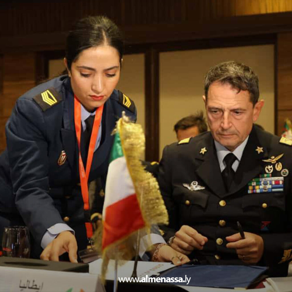 Extra11111 1 الحداد يشارك في أعمال الاجتماع السابع عشر لرؤساء أركان جيوش دول مبادرة (5+5) دفاع بتونس