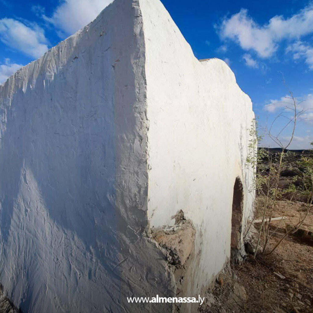 Extra1111111 1 جهاز إدارة المدن التاريخية يتفقد جامع بني حسن الأثري بالخمس