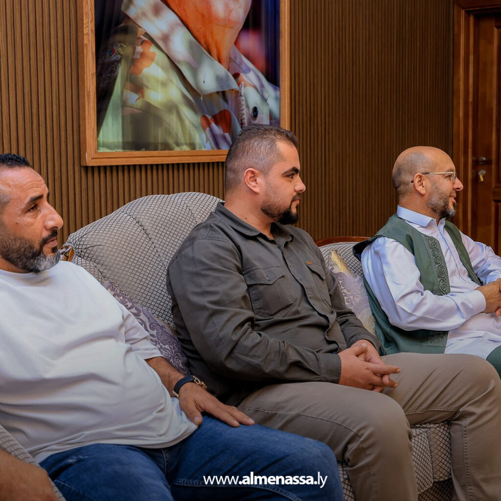 Extra1111111 15 رئيس الأركان العامة يلتقي قيادات مصراتة لتشكيل قوة مشتركة وتوحيد الجهود الوطنية