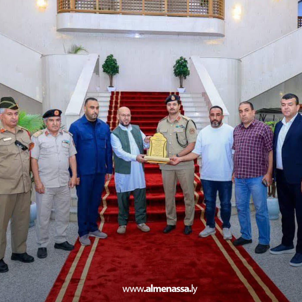 Extra111111111 11 رئيس الأركان العامة يلتقي قيادات مصراتة لتشكيل قوة مشتركة وتوحيد الجهود الوطنية