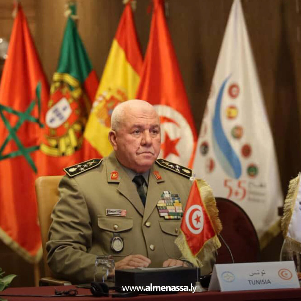 Extra111111111111 الحداد يشارك في أعمال الاجتماع السابع عشر لرؤساء أركان جيوش دول مبادرة (5+5) دفاع بتونس