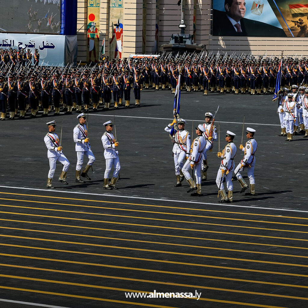 Extra11111111111111111 نائب القائد العام يحضر حفل تخريج الكليات العسكرية بجمهورية مصر العربية