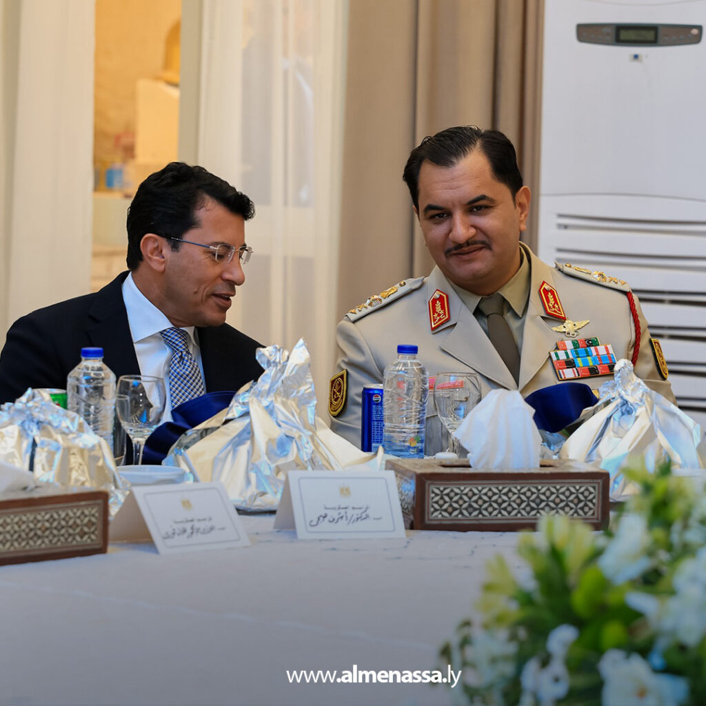 Extra111111111111111111111 نائب القائد العام يحضر حفل تخريج الكليات العسكرية بجمهورية مصر العربية