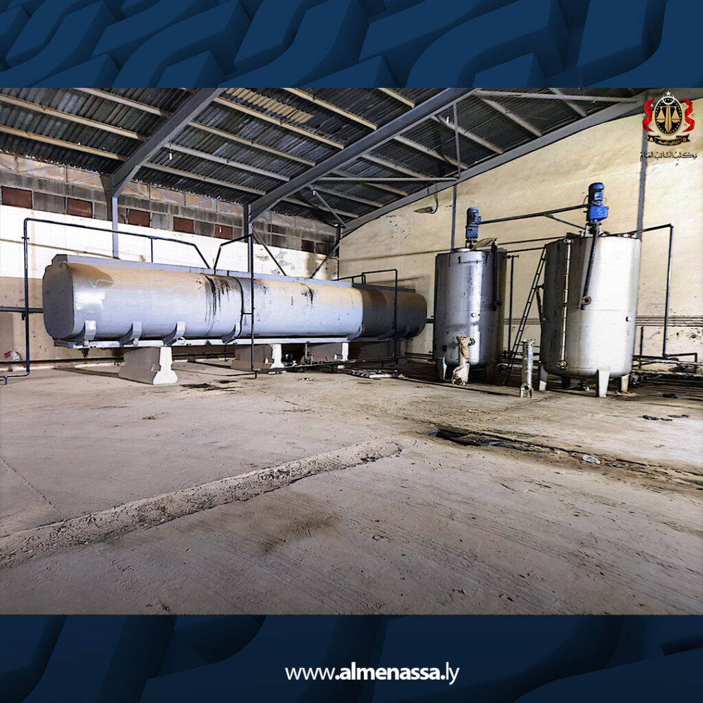 Extra3 1 نيابة نظام عام طبرق تضبط مخزناً للمحروقات وتلاحق مهربين