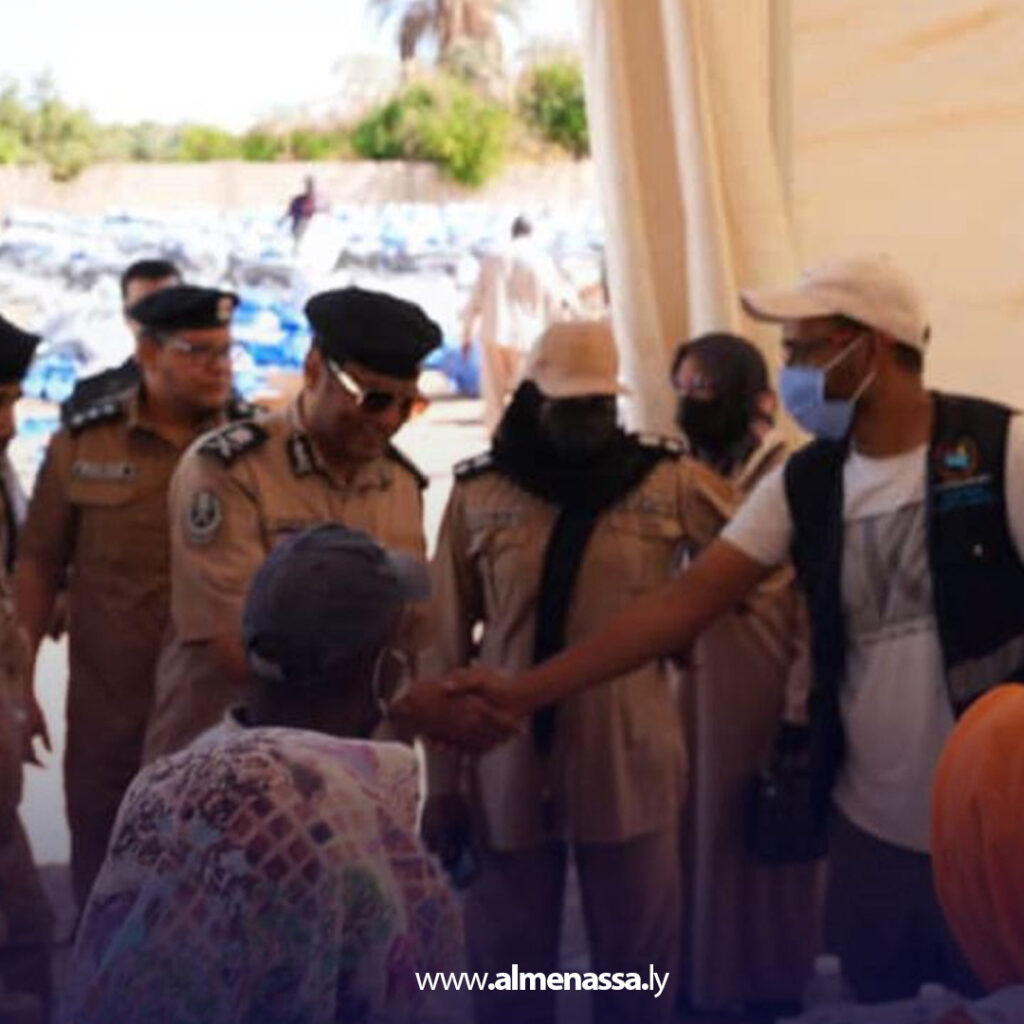 أمن الكفرة تؤكد تقديم سلات غذائية للعائلات النازحة من السودان 1 Extra 34 أمن الكفرة تؤكد تقديم سلات غذائية للعائلات النازحة من السودان