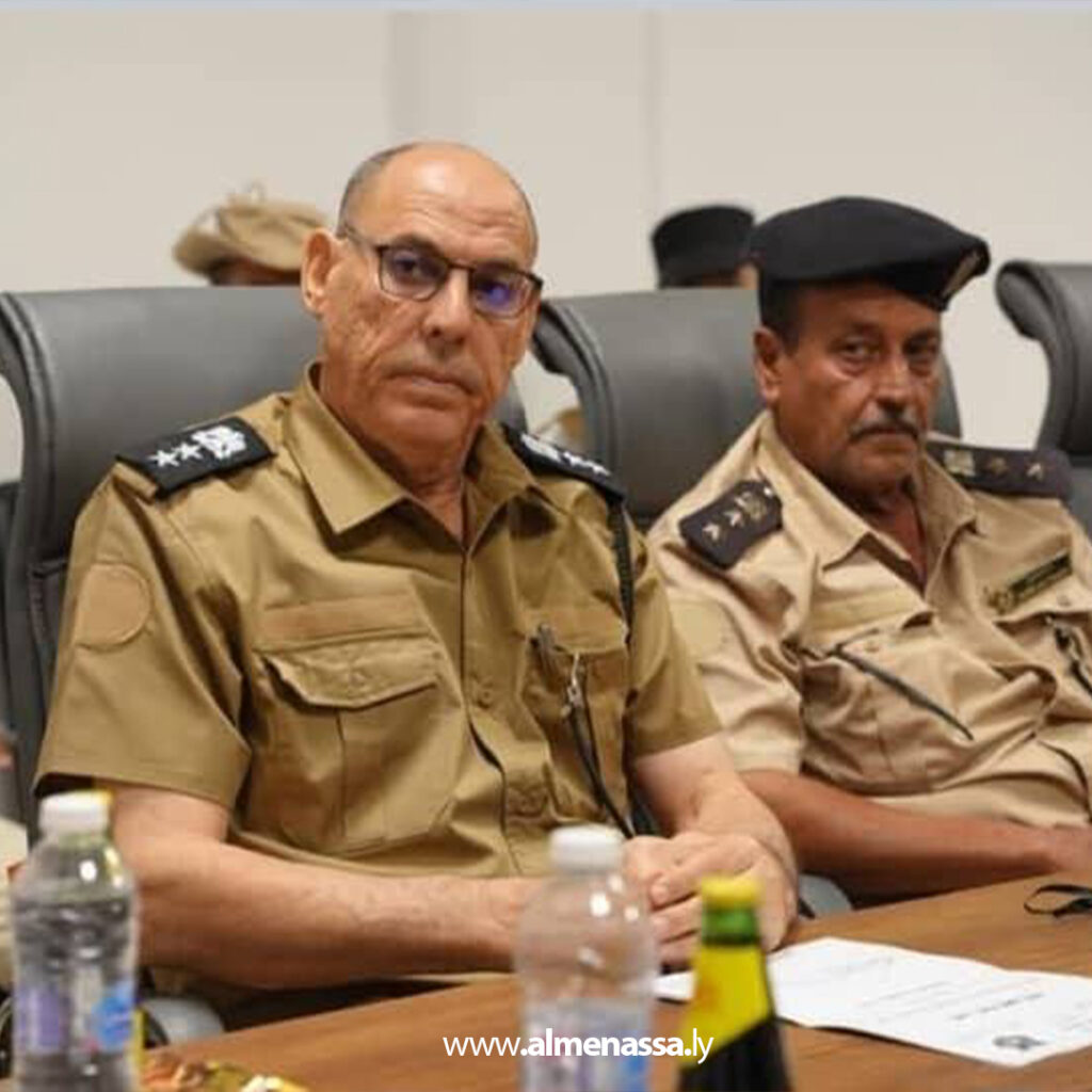 Extra 35 اجتماع في الكفرة لبحث الصعوبات التي تواجه المراكز الأمنية