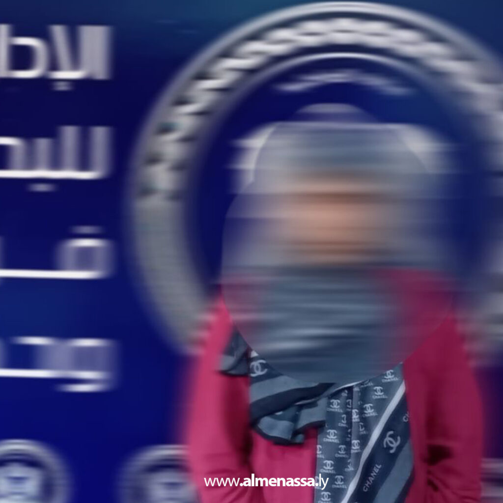 ضبط امرأتين متورطتين في سرقة عقد ذهب بقيمة 40 ألف دينار بالمرج 1 Extra 52 ضبط امرأتين متورطتين في سرقة عقد ذهب بقيمة 40 ألف دينار بالمرج