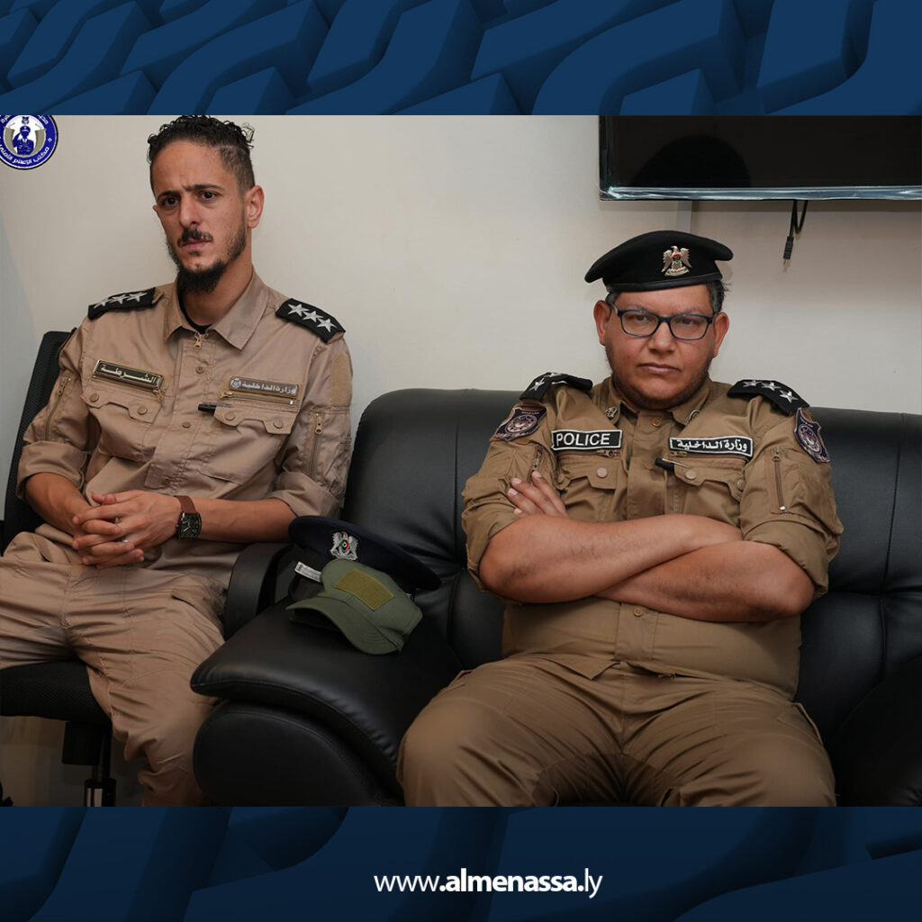 extra Recovered4 33 مدير أمن الكفرة يبحث مع رئيس جهاز الهجرة غير الشرعية آليات تأمين الحدود الجنوبية الشرقية