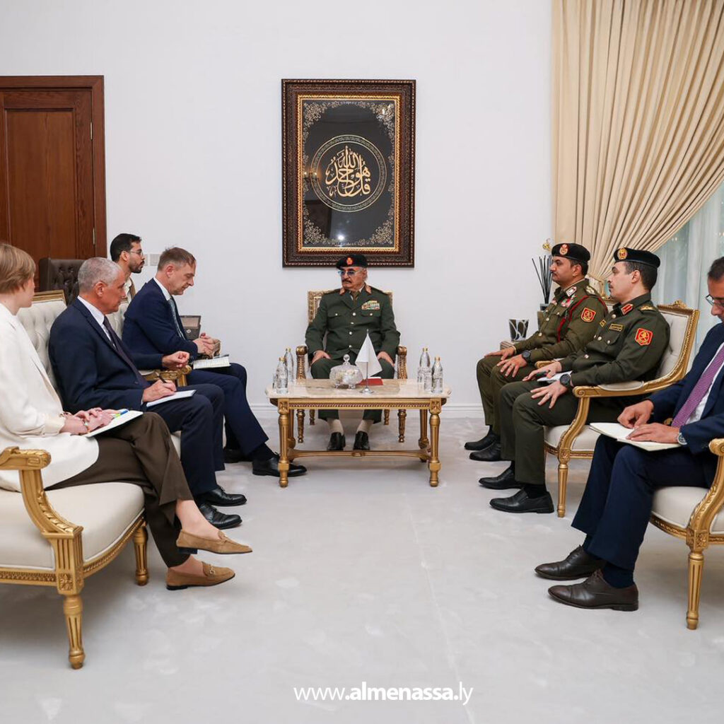 Extra 03 2 القائد العام يستقبل المبعوث الألماني ويشيد بدور ألمانيا في دعم الجهود الرامية إلى الدفع بالعملية السياسية في ليبيا