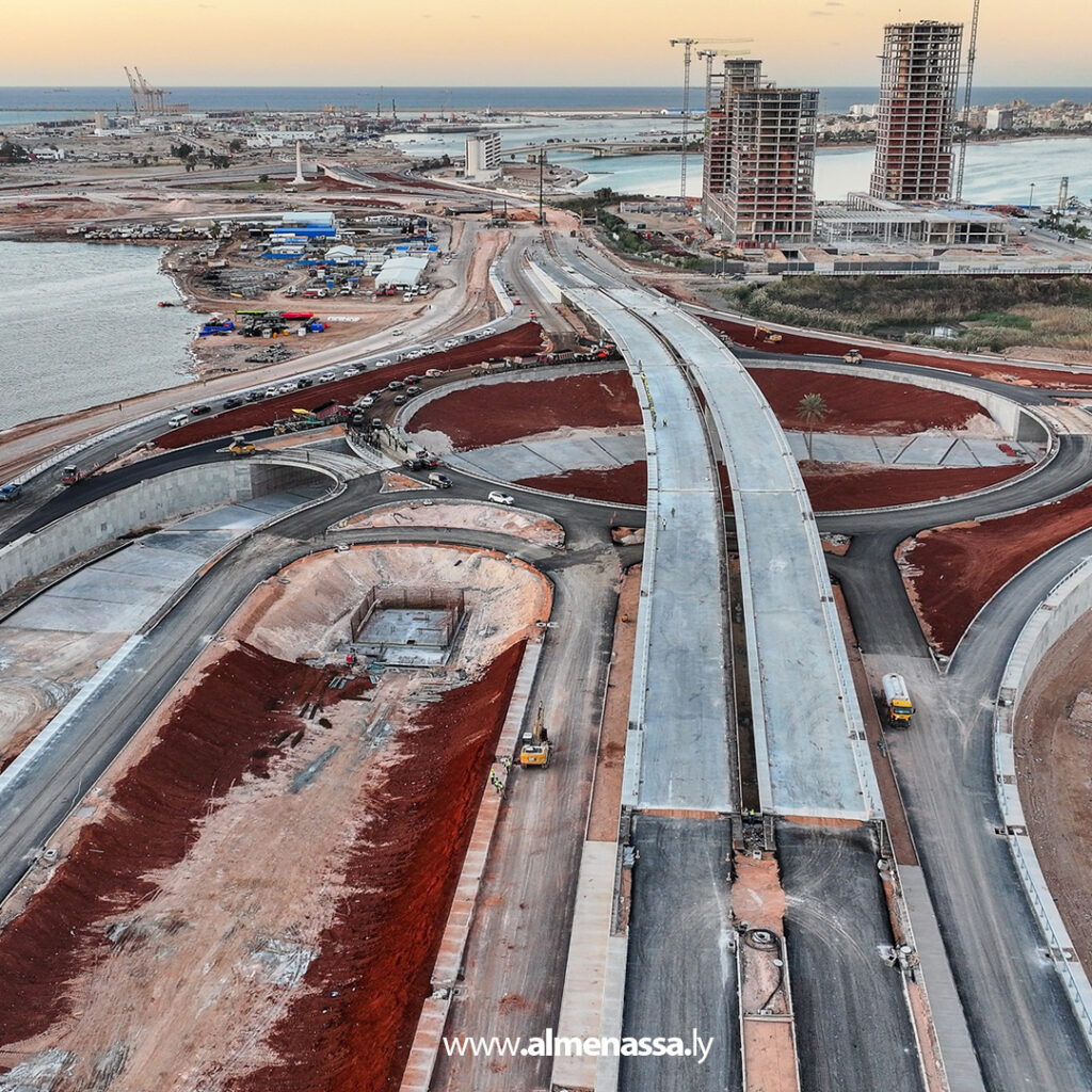 Extra 1.jpg11111111111111111111111111 1 القائد العام للقوات المسلحة المشير خليفة حفتر يتفقد مشاريع الإعمار في مدينة بنغازي