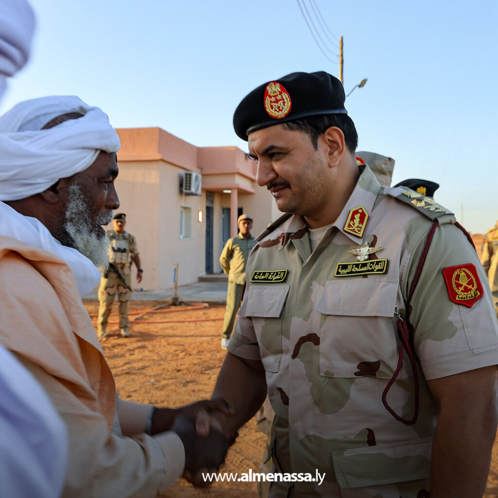 نائب القائد العام يتفقد قاعدة الويغ ويؤكد اهتمام القيادة العامة بأوضاع سكان المناطق الحدودية 12 Extra 11.jpg12 11 نائب القائد العام يتفقد قاعدة الويغ ويؤكد اهتمام القيادة العامة بأوضاع سكان المناطق الحدودية