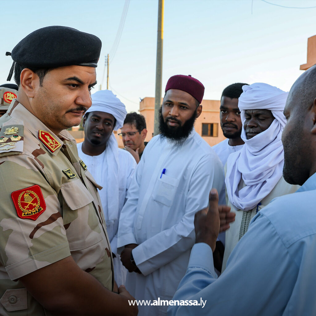 نائب القائد العام يتفقد قاعدة الويغ ويؤكد اهتمام القيادة العامة بأوضاع سكان المناطق الحدودية 13 Extra 11.jpg13 11 نائب القائد العام يتفقد قاعدة الويغ ويؤكد اهتمام القيادة العامة بأوضاع سكان المناطق الحدودية