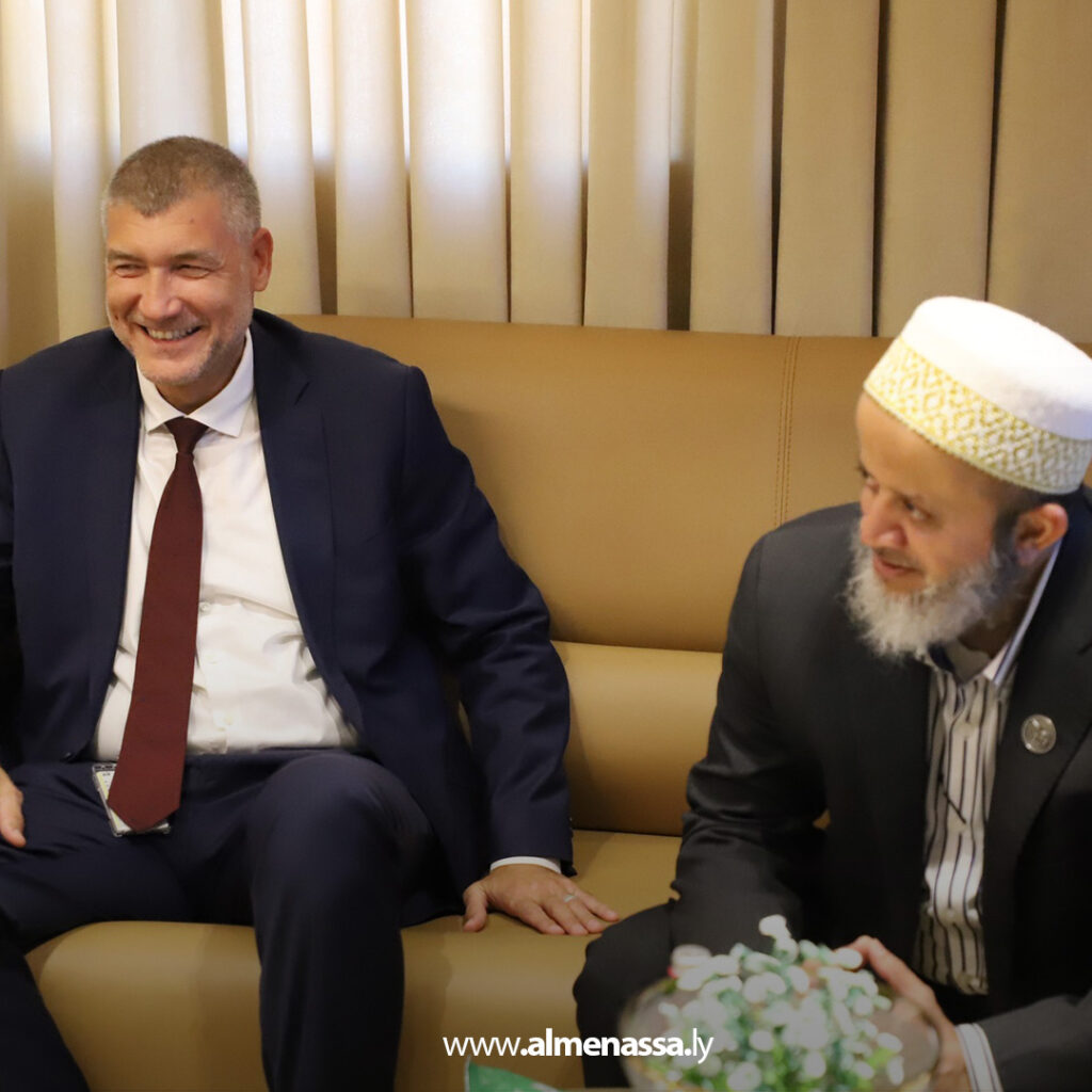 Extra 116 الخليج العربي للنفط تبحث مع شركة NESR توسيع التعاون التقني لتعزيز الإنتاج