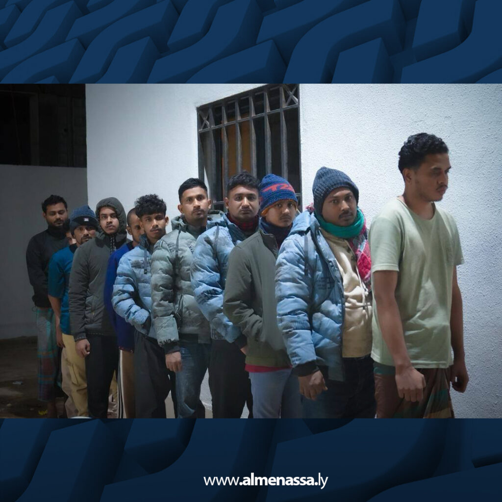 Extra 12.jpg16 12 جهاز مكافحة الهجرة يضبط مخزن مهاجرين في ضواحي بنغازي ويقبض على المنسق الرئيسي للتهريب