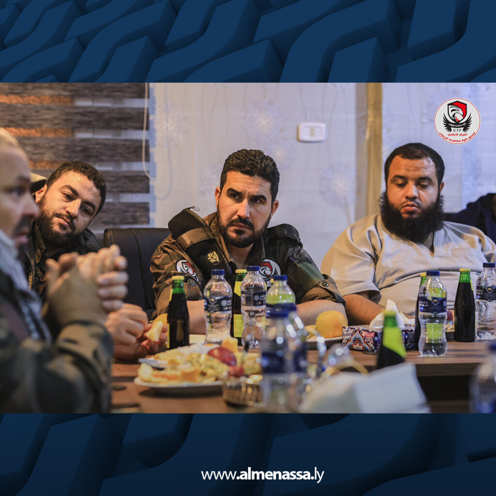 Extra 121.jpg2 121 قوة مكافحة الإرهاب تعقد اجتماع لمتابعة العمليات العسكرية في ترهونة