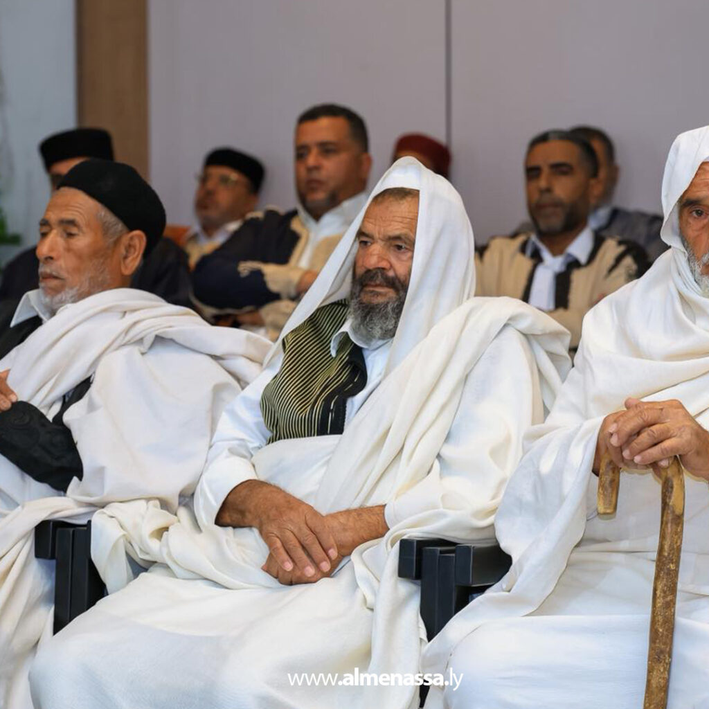 Extra 13.jpg111 13 القائد العام يستقبل مشايخ قبائل مدن ومناطق الجبل الغربي وباطن الجبل