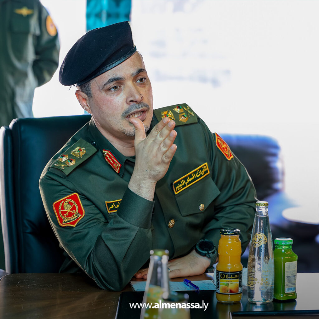 Extra 14.jpg11 14 في زيارة ميدانية للكفرة.. رئيس الأركان العامة يشدد على وحدة الصف ودعم الأمن والتنمية