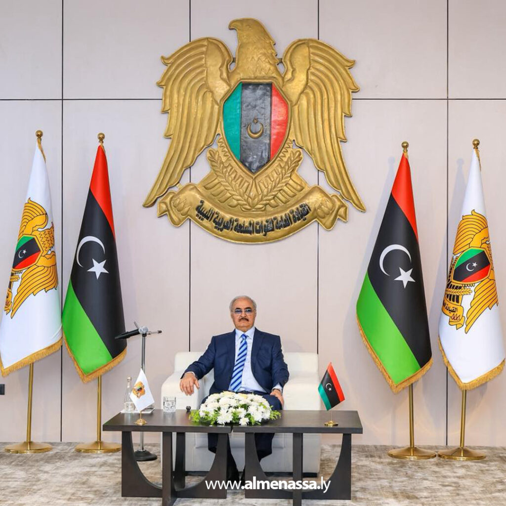 Extra 14.jpg1111 14 القائد العام للقوات المسلحة يلتقي مجموعة من النخب والنشطاء والإعلاميين والأكاديميين والحقوقيين