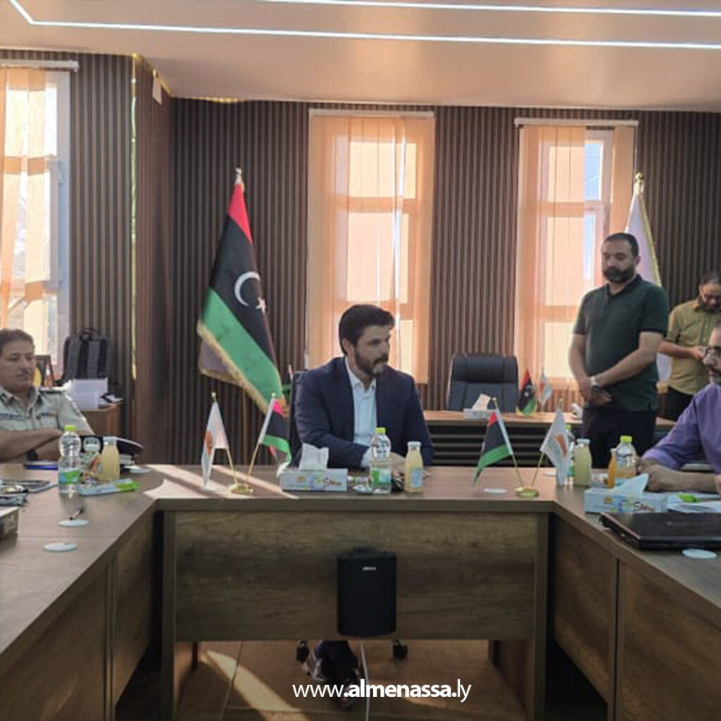 Extra 14.jpg9 14 الوكيل العام لوزارة الصحة يجتمع بالمرافق الصحية بالكفرة