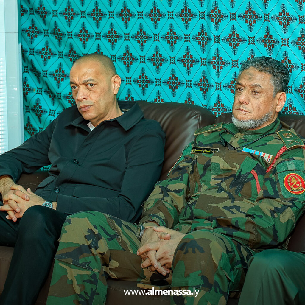 Extra 15.jpg10 15 في زيارة ميدانية للكفرة.. رئيس الأركان العامة يشدد على وحدة الصف ودعم الأمن والتنمية