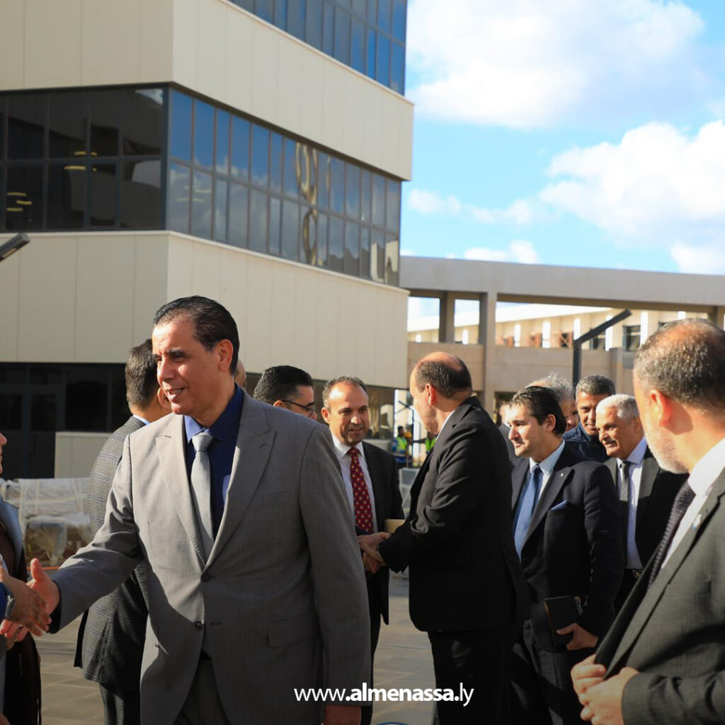 Extra 16.jpg14 16 القائد العام يزور جامعة بنغازي ويطلع على آخر مستجدات أعمال الإعمار التي يشرف عليها صندوق التنمية