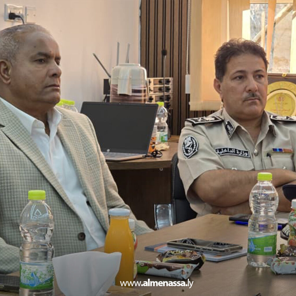 Extra 16.jpg8 16 الوكيل العام لوزارة الصحة يجتمع بالمرافق الصحية بالكفرة