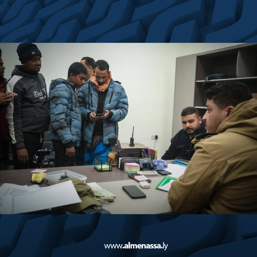 Extra 18.jpg14 18 جهاز مكافحة الهجرة يضبط مخزن مهاجرين في ضواحي بنغازي ويقبض على المنسق الرئيسي للتهريب