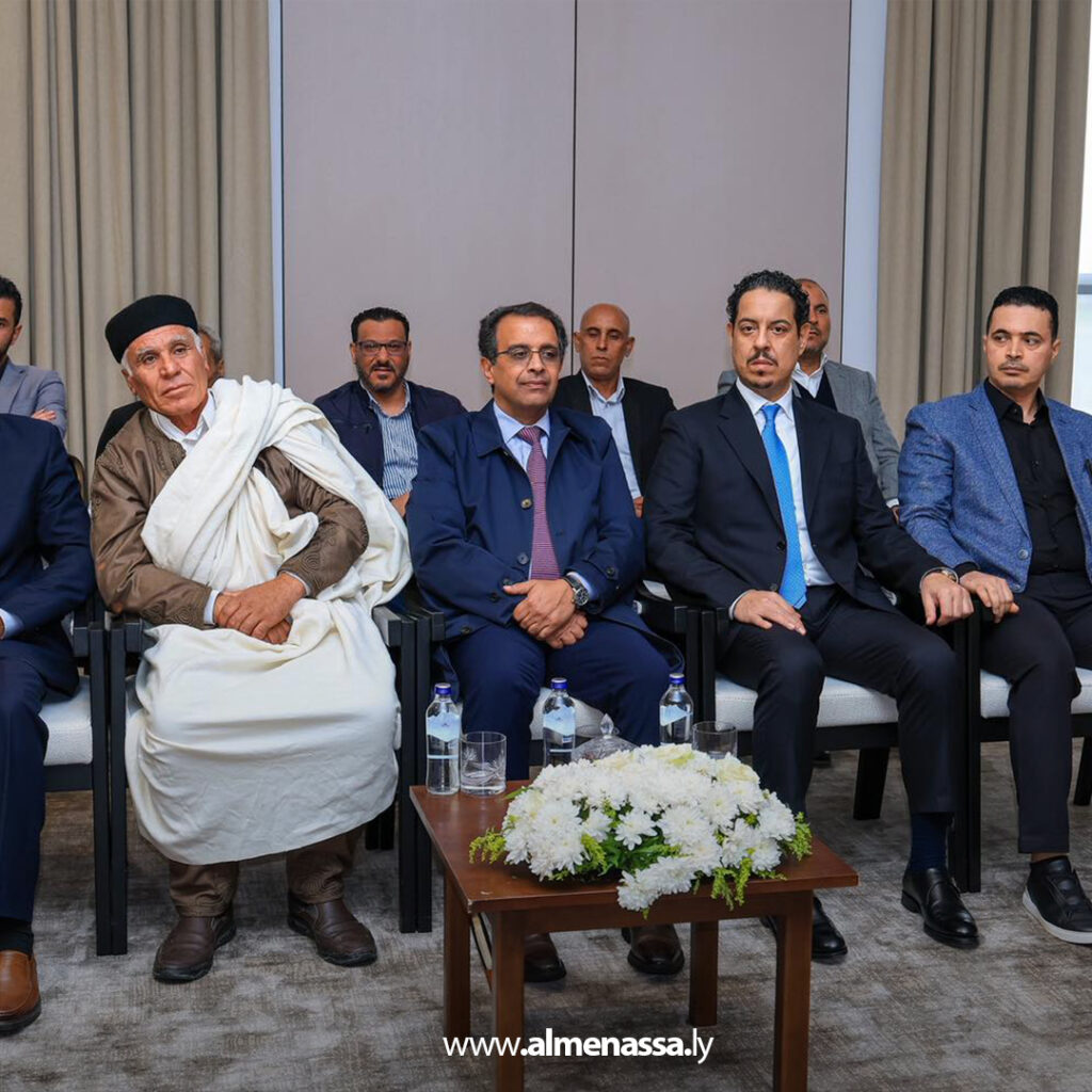 Extra 19.jpg13 19 القائد العام يستقبل مشايخ وأعيان وحكماء قبائل مدينة ككلة في مدينة المشير العسكرية