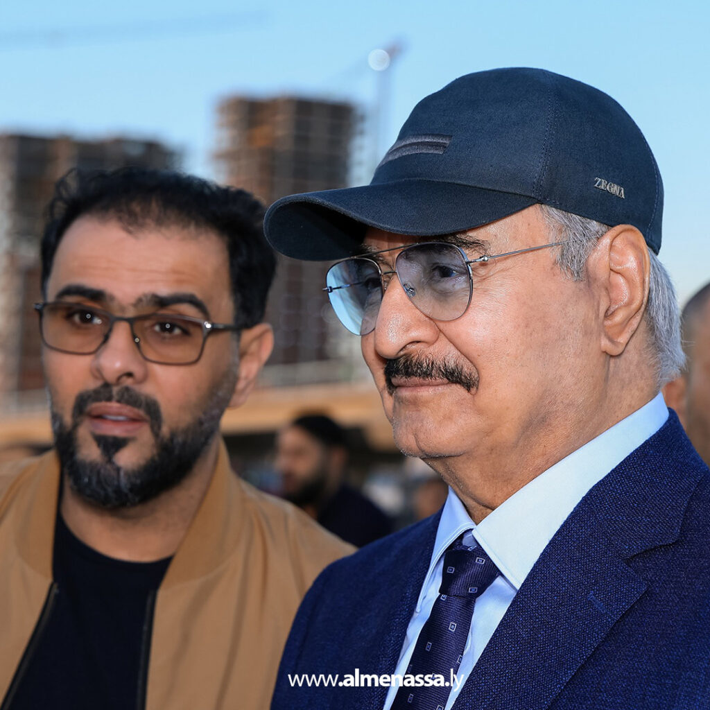 Extra 2.jpg11111111111111111111111 2 القائد العام للقوات المسلحة المشير خليفة حفتر يتفقد مشاريع الإعمار في مدينة بنغازي