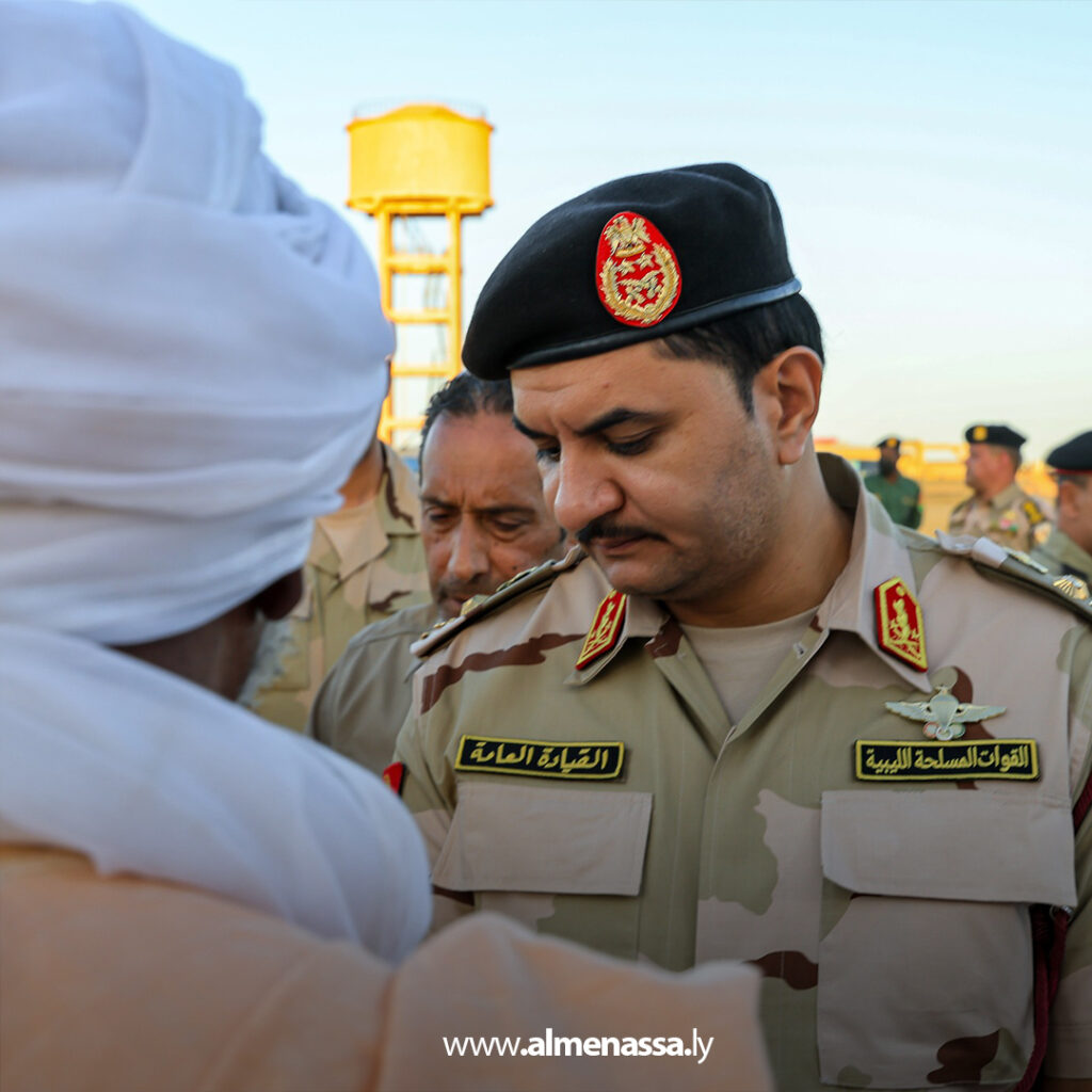 نائب القائد العام يتفقد قاعدة الويغ ويؤكد اهتمام القيادة العامة بأوضاع سكان المناطق الحدودية 6 Extra 21.jpg6 21 نائب القائد العام يتفقد قاعدة الويغ ويؤكد اهتمام القيادة العامة بأوضاع سكان المناطق الحدودية