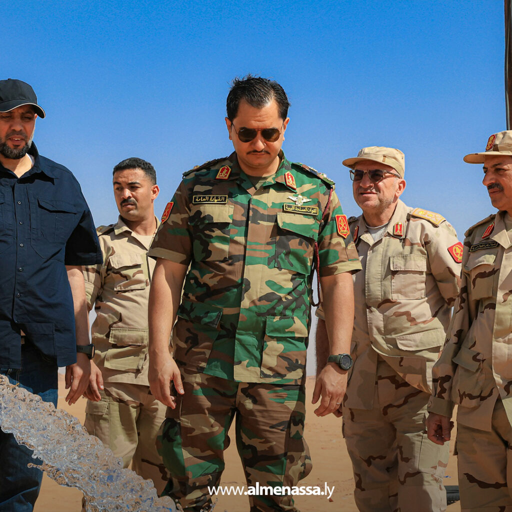 Extra 23.jpg5 23 نائب القائد العام يتفقد مشروع الكفرة الإنتاجي ضمن خطة التنمية الزراعية لعام 2025