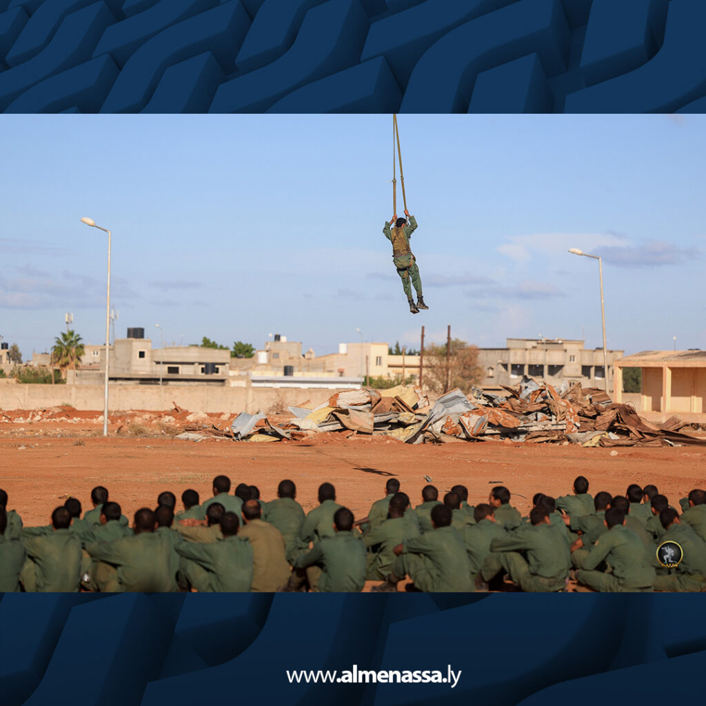 Extra 247 انطلاق دورة المظلات رقم 79 بمدرسة الصاعقة والمظلات للقوات المسلحة