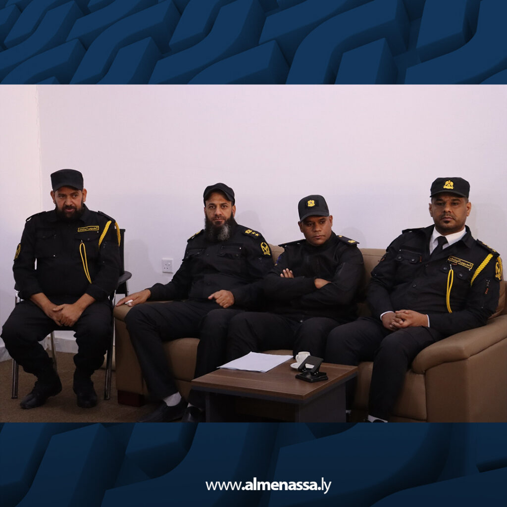 Extra 248 جهاز الحرس البلدي يناقش آليات الارتقاء بالإدارات ووضع خطط تنظيمية جديدة