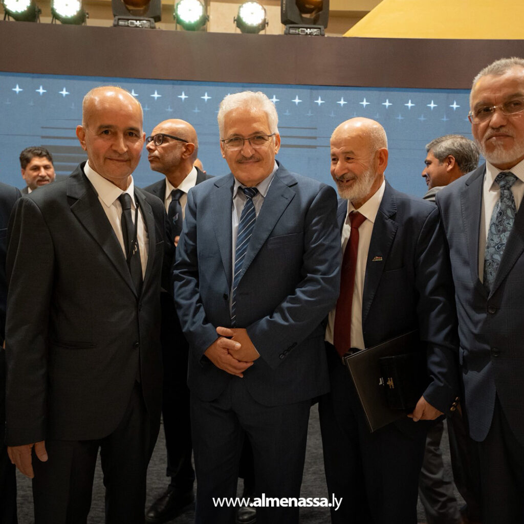 Extra 25.jpg11 25 طيران البراق تعلن انضمام طائرة إلى أسطولها بالتزامن مع الاحتفال بمرور 25 عامًا على تأسيسها