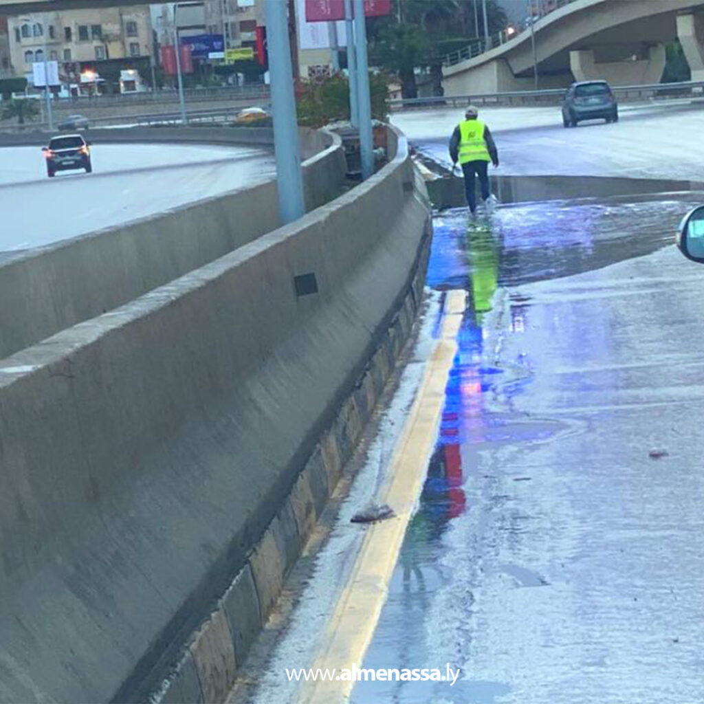 Extra 254 شركة المياه والصرف الصحي طرابلس تتابع حالة شبكات الصرف بعد هطول الأمطار