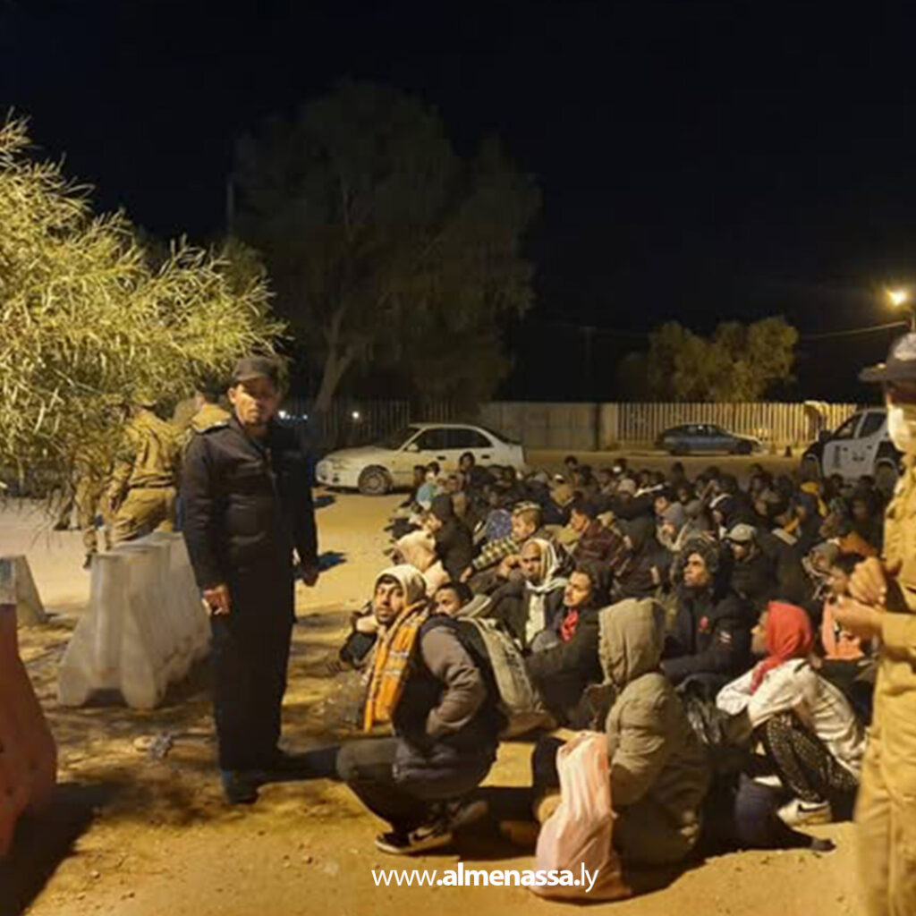 Extra 30.jpg1 30 مكافحة الهجرة درنة يتسلم 102 مهاجرا غير شرعي