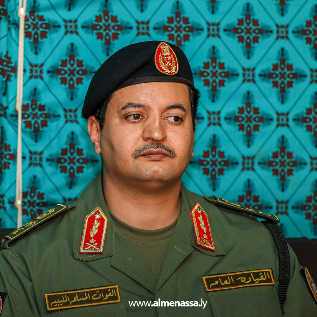 Extra 30.jpg6 30 في زيارة ميدانية للكفرة.. رئيس الأركان العامة يشدد على وحدة الصف ودعم الأمن والتنمية